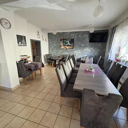 Inn Knezevic