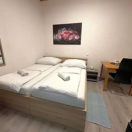 Knezevic Inn *