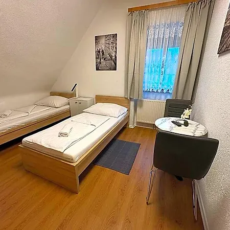 Inn Knezevic